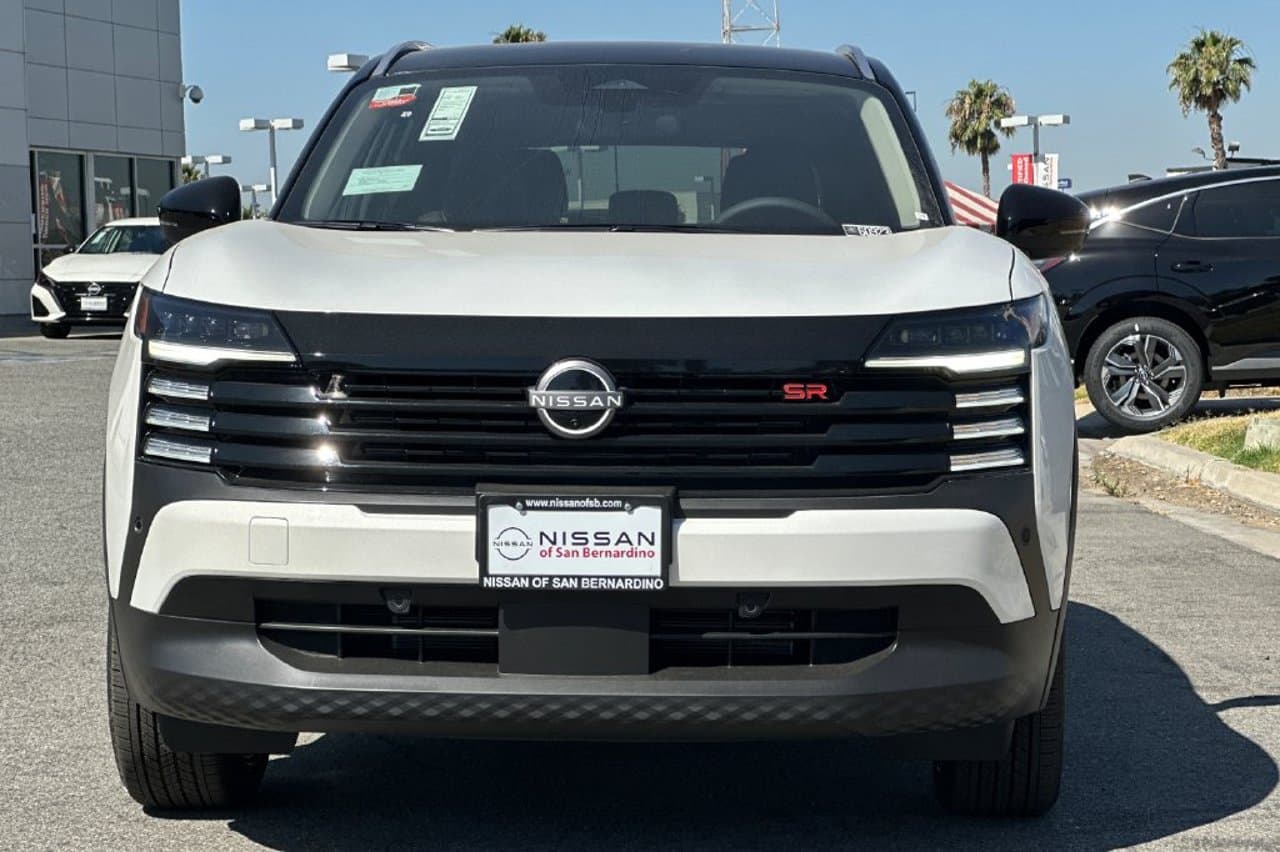 2026 Nissan Kicks SR 6