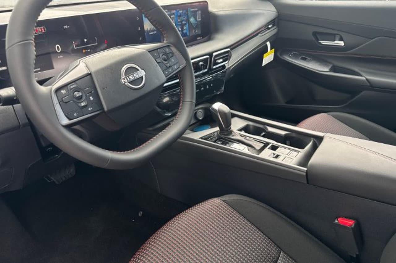 2027 Nissan Sentra SR 7