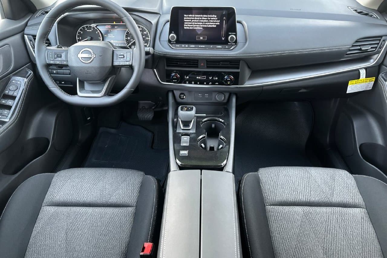 2026 Nissan Rogue SV 11