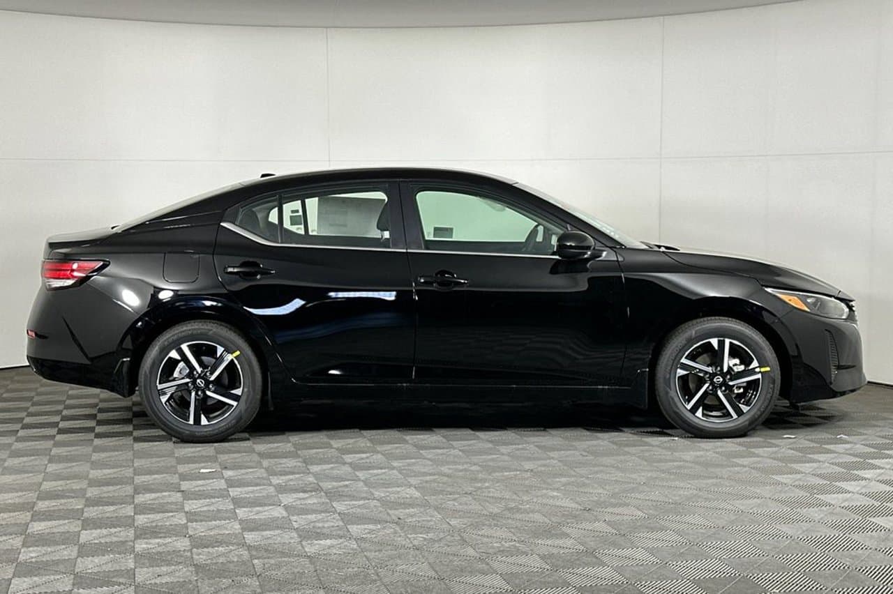 2025 Nissan Sentra SV 2