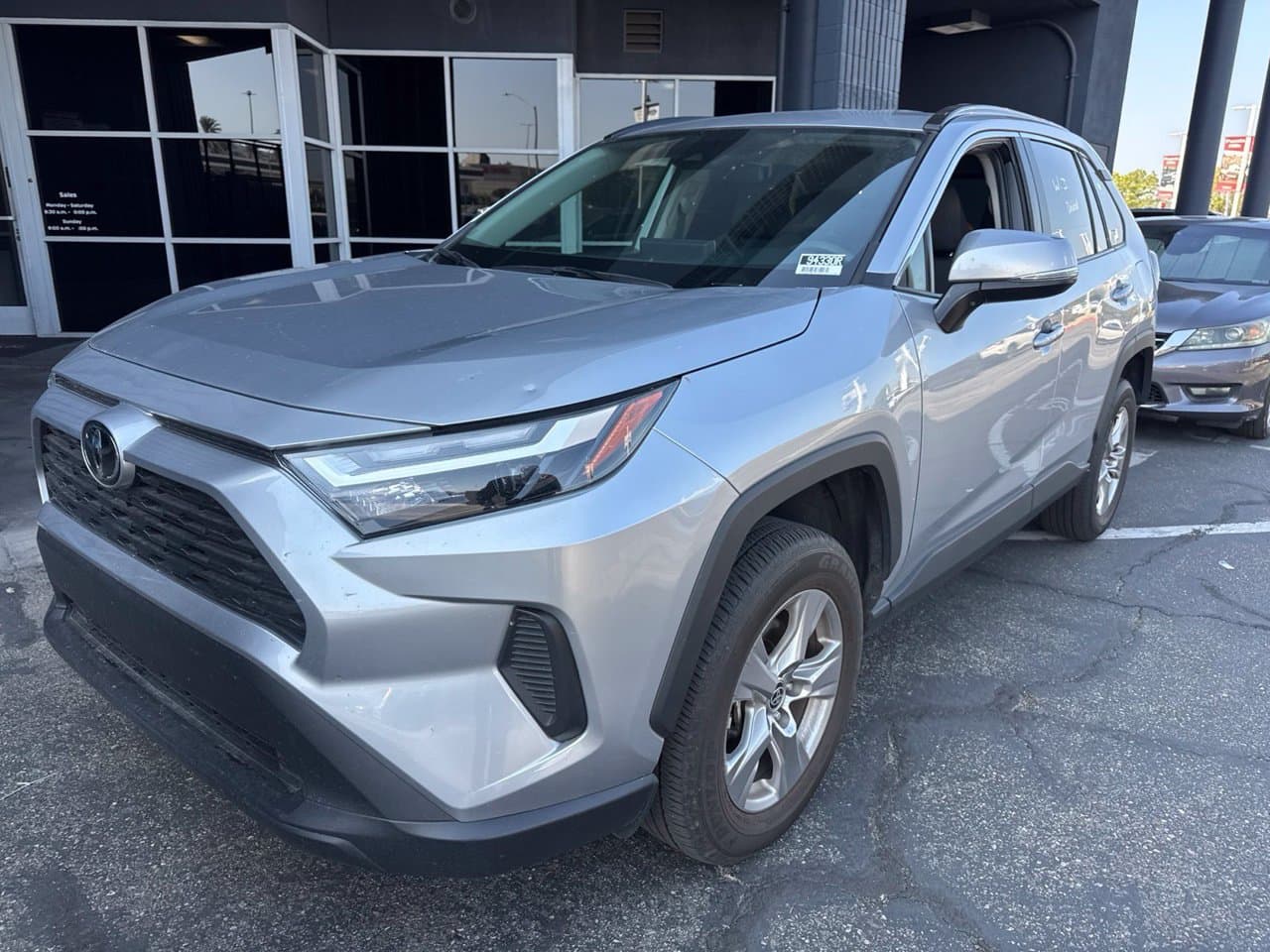 2025 Toyota RAV4 XLE 2
