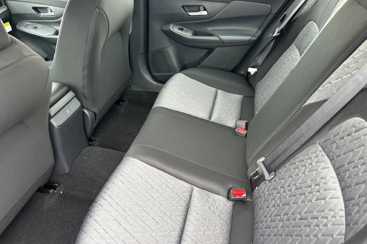 2026 Nissan Sentra SV 9