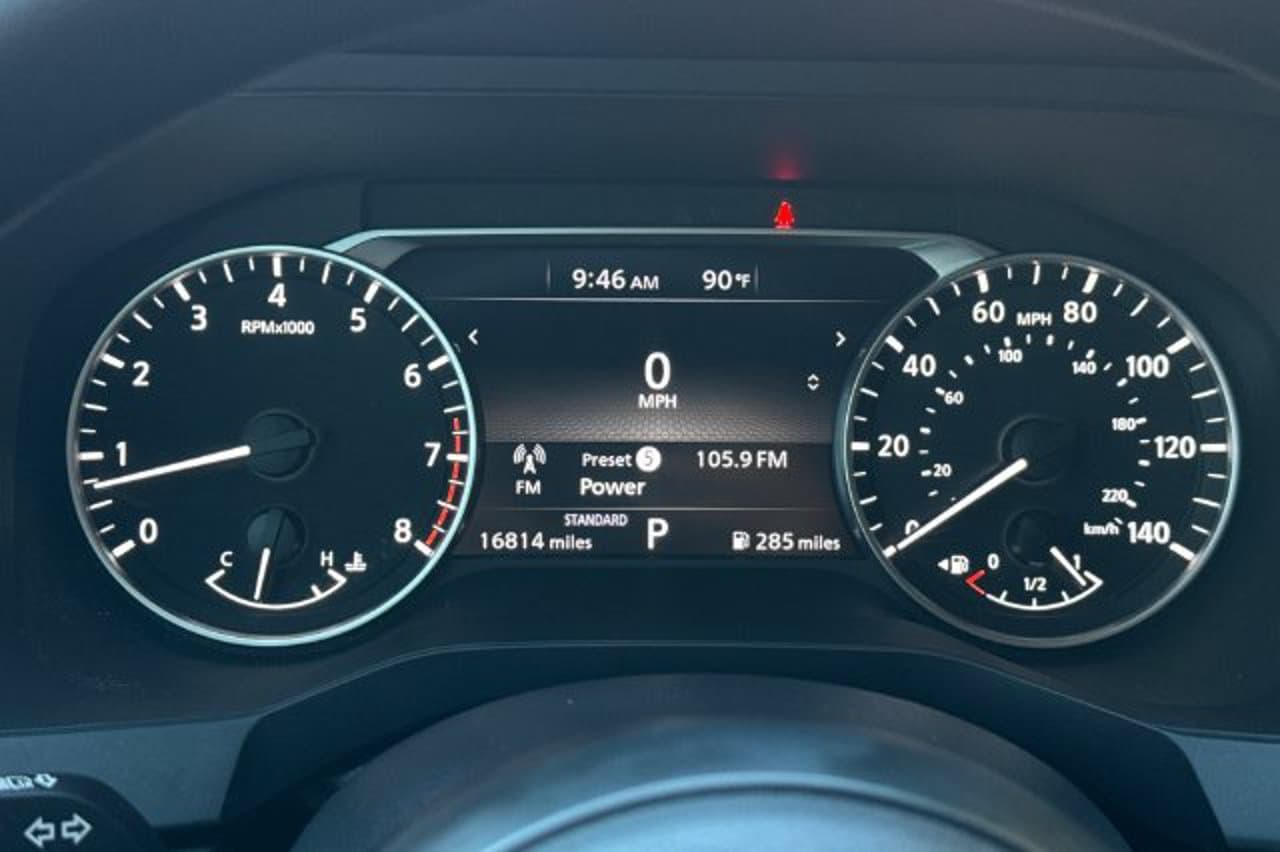 2024 Nissan Pathfinder S 22