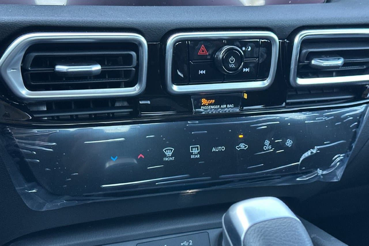 2027 Nissan Sentra SR 16