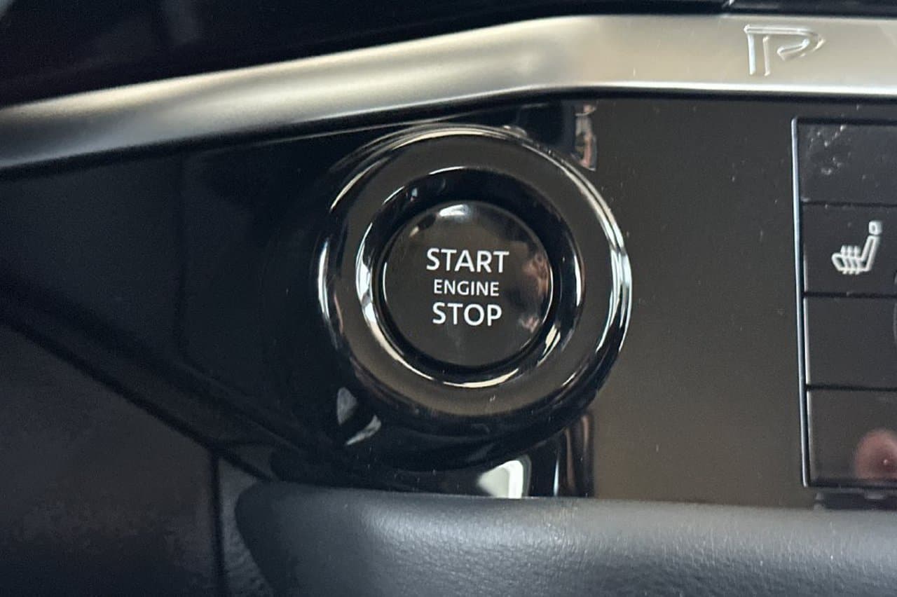 2026 Nissan Pathfinder SL 19