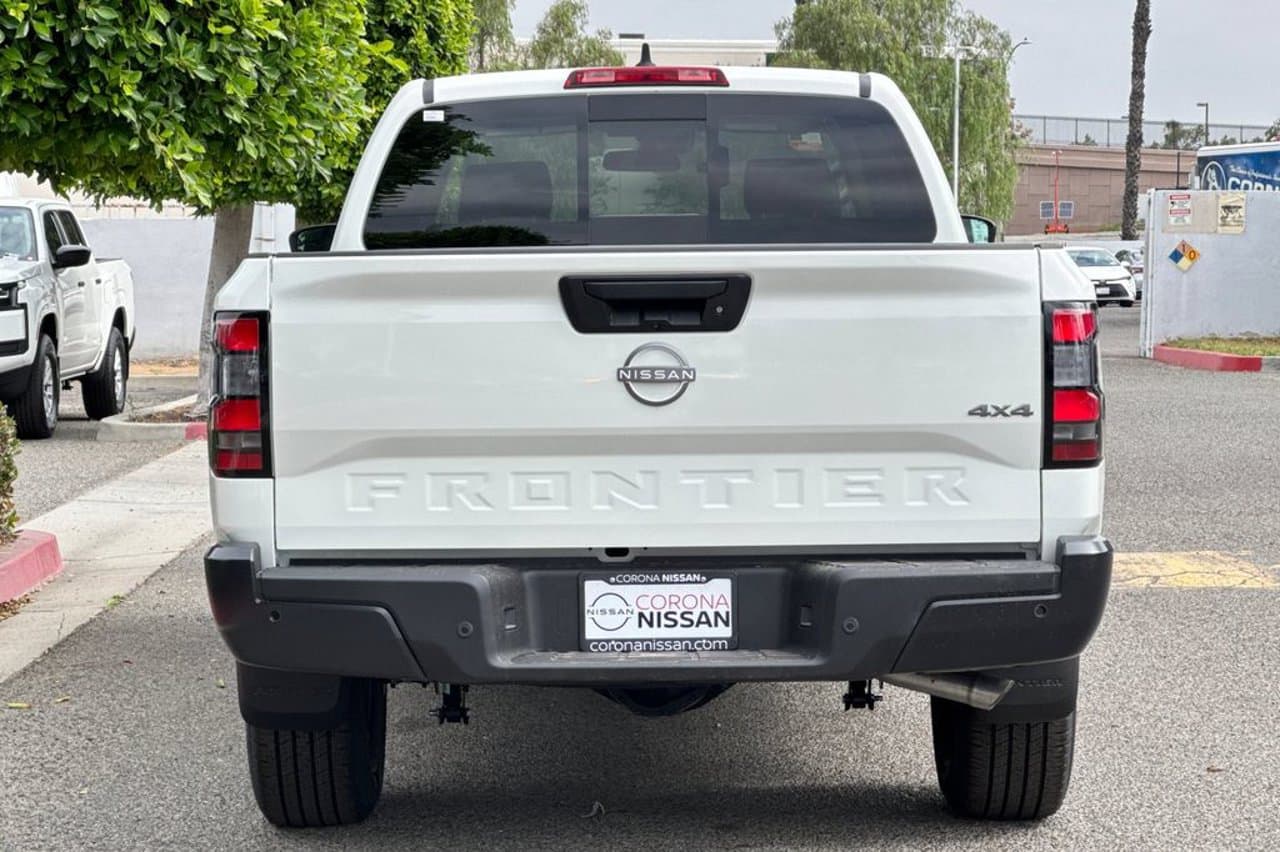 2026 Nissan Frontier S 5