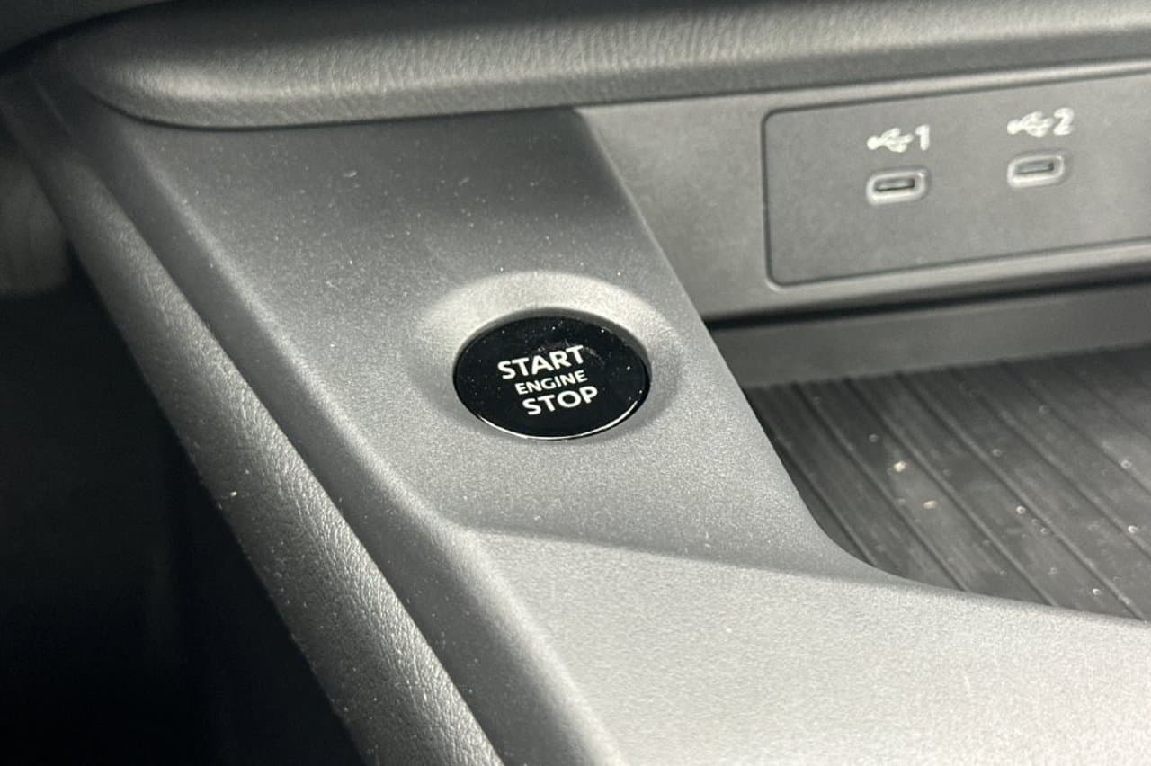 2026 Nissan Sentra SV 18