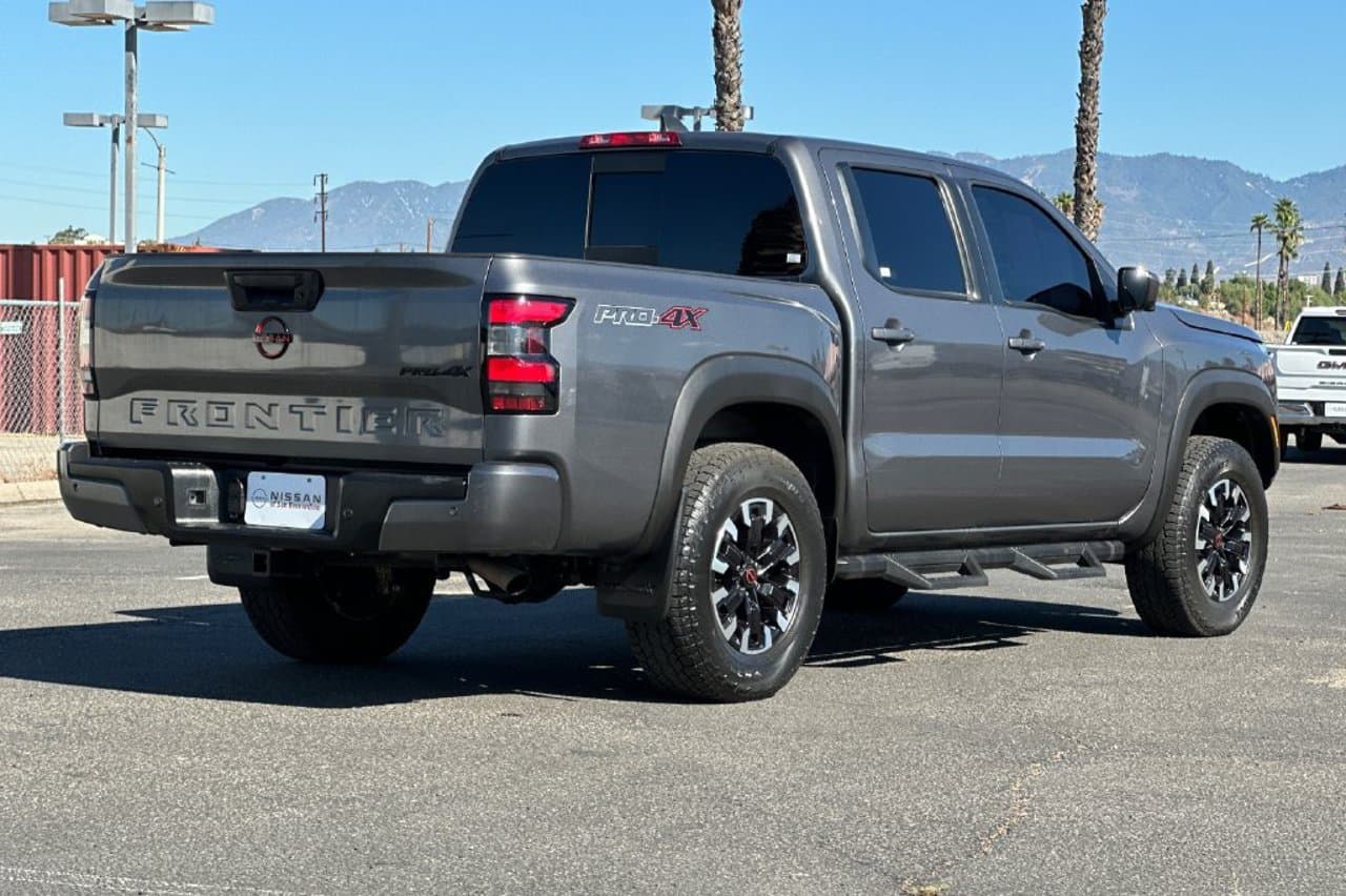 2023 Nissan Frontier PRO-4X 3