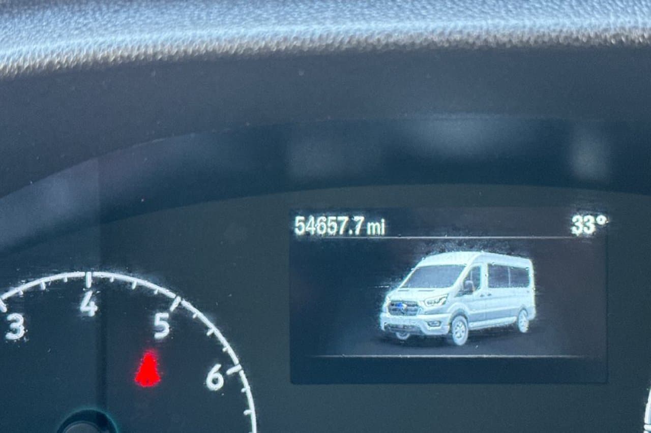 2024 Ford Transit Passenger Wagon XLT 22