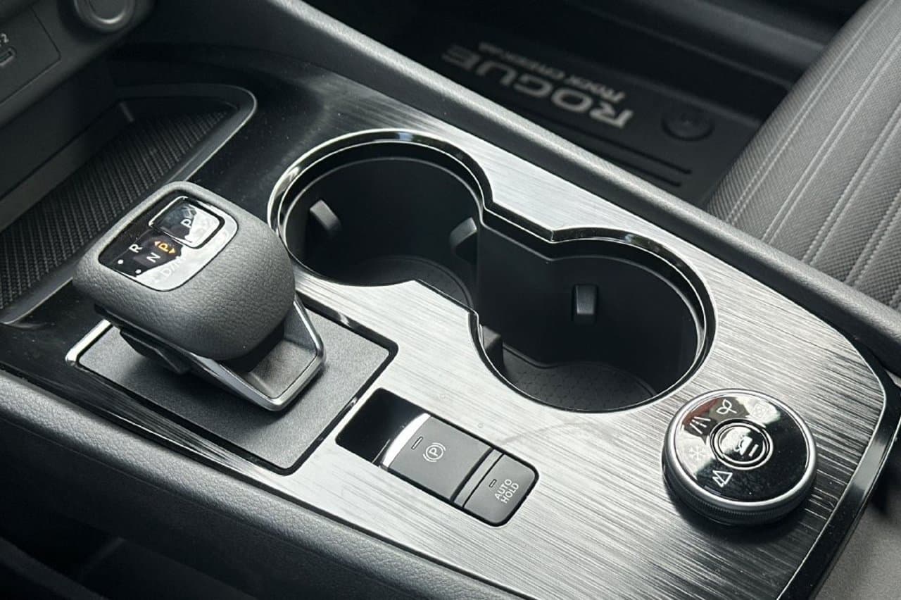 2026 Nissan Rogue Rock Creek 18