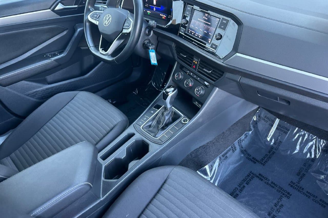 2024 Volkswagen Jetta S 13