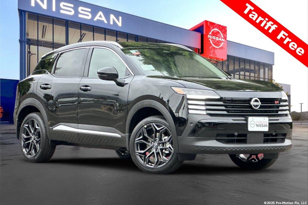 2027 Nissan Kicks SR 1