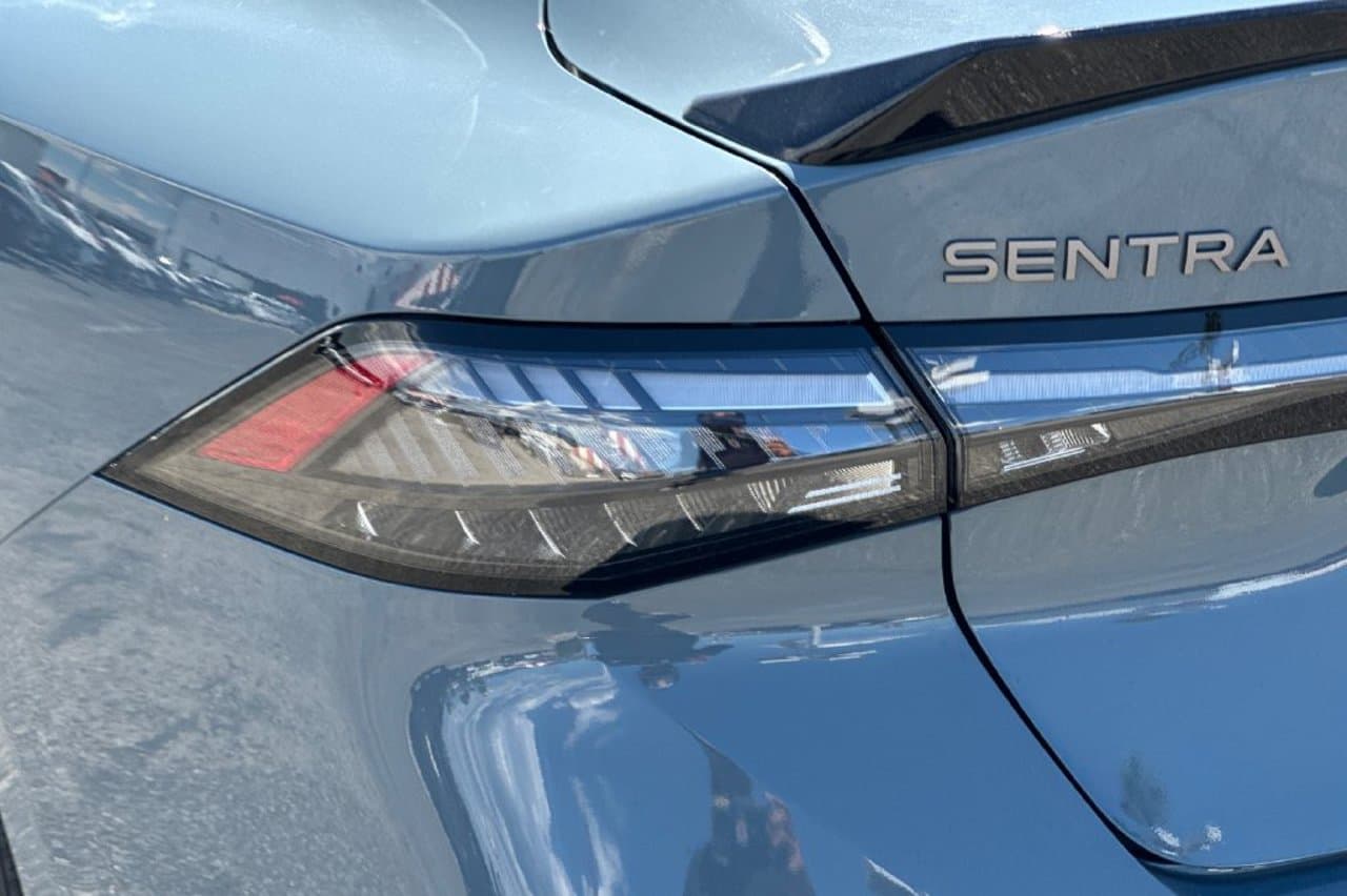 2027 Nissan Sentra SR 20
