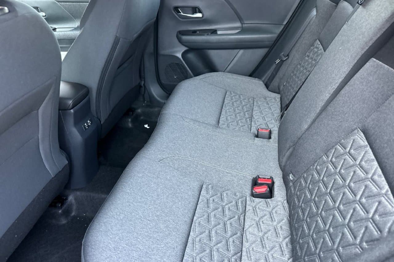 2026 Nissan Kicks SV 9