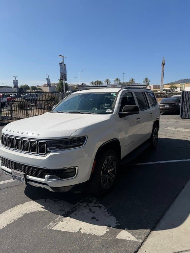 2024 Jeep Wagoneer Series II 2