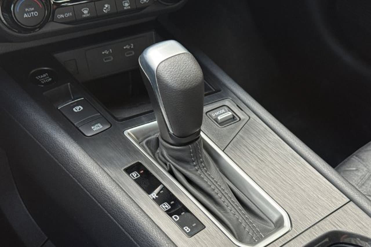 2027 Nissan Kicks SV 18