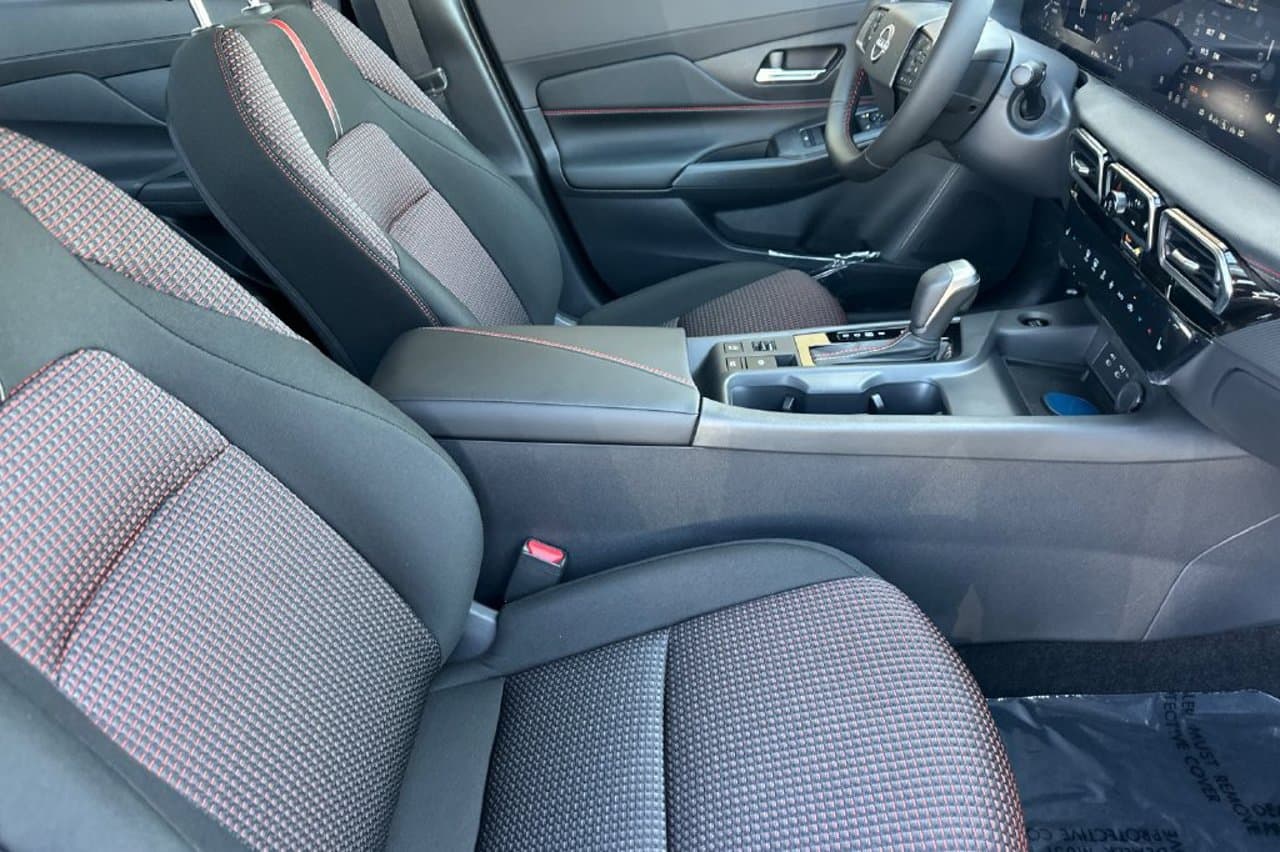 2027 Nissan Sentra SR 12
