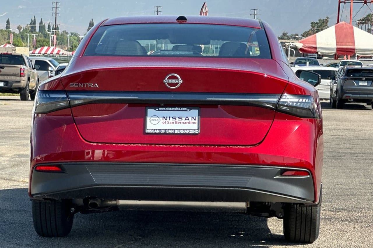 2027 Nissan Sentra SV 4