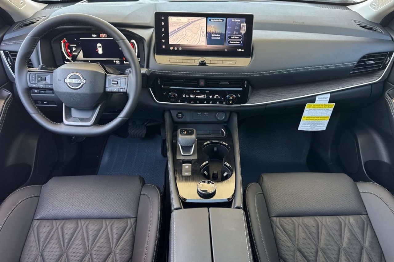 2026 Nissan Rogue Platinum 11