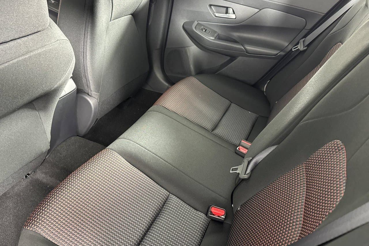 2027 Nissan Sentra SR 9
