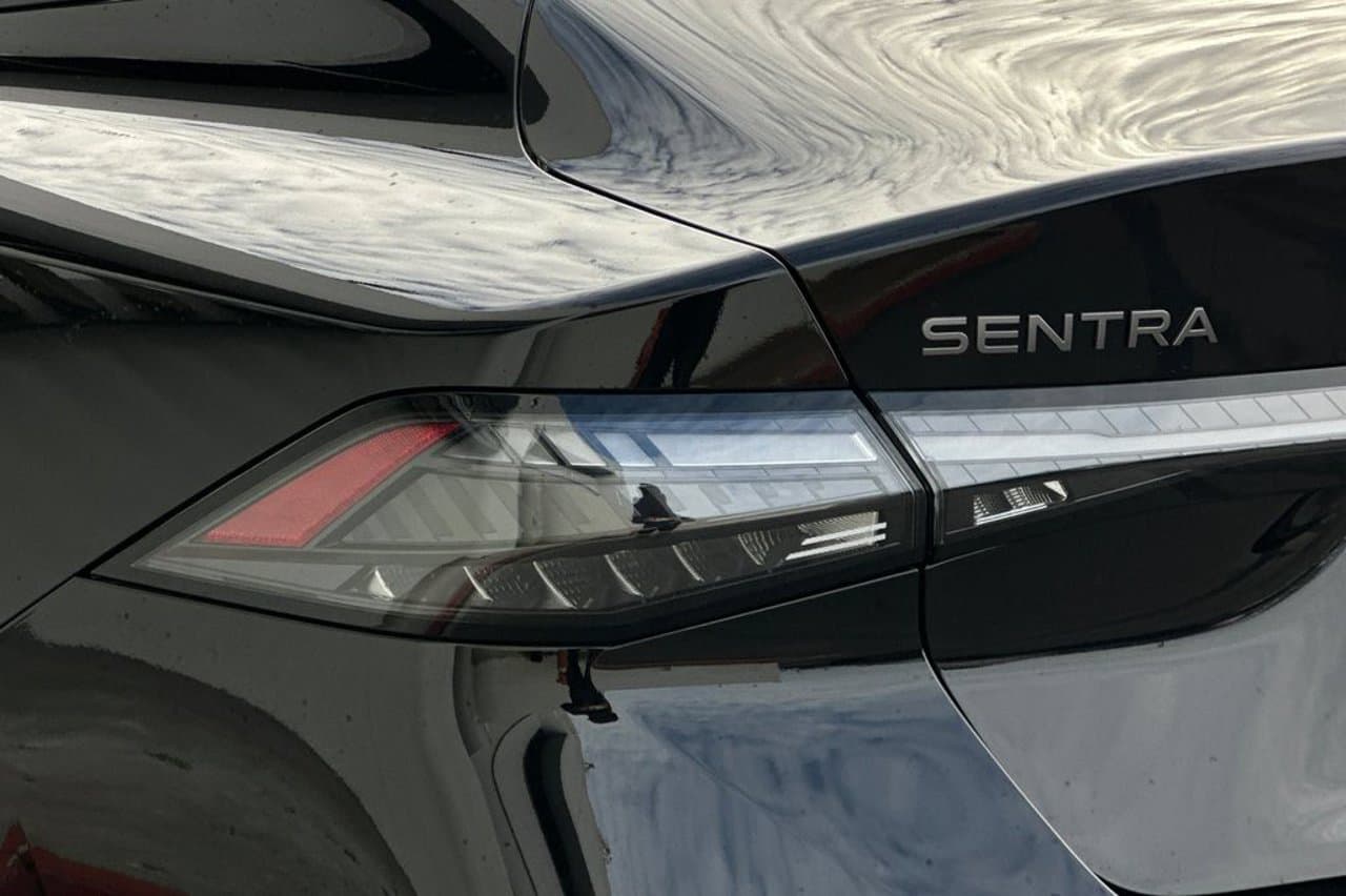 2026 Nissan Sentra SV 22