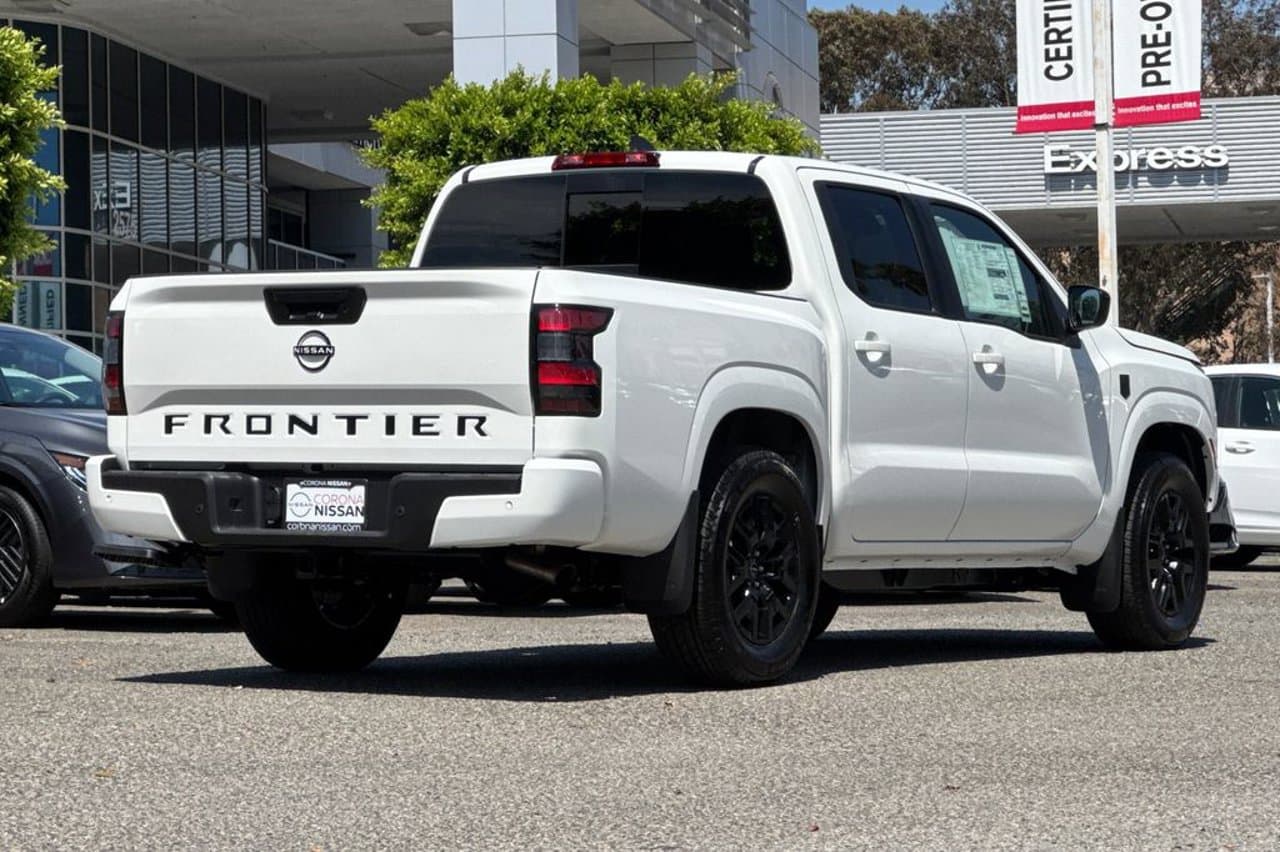 2026 Nissan Frontier SV 4