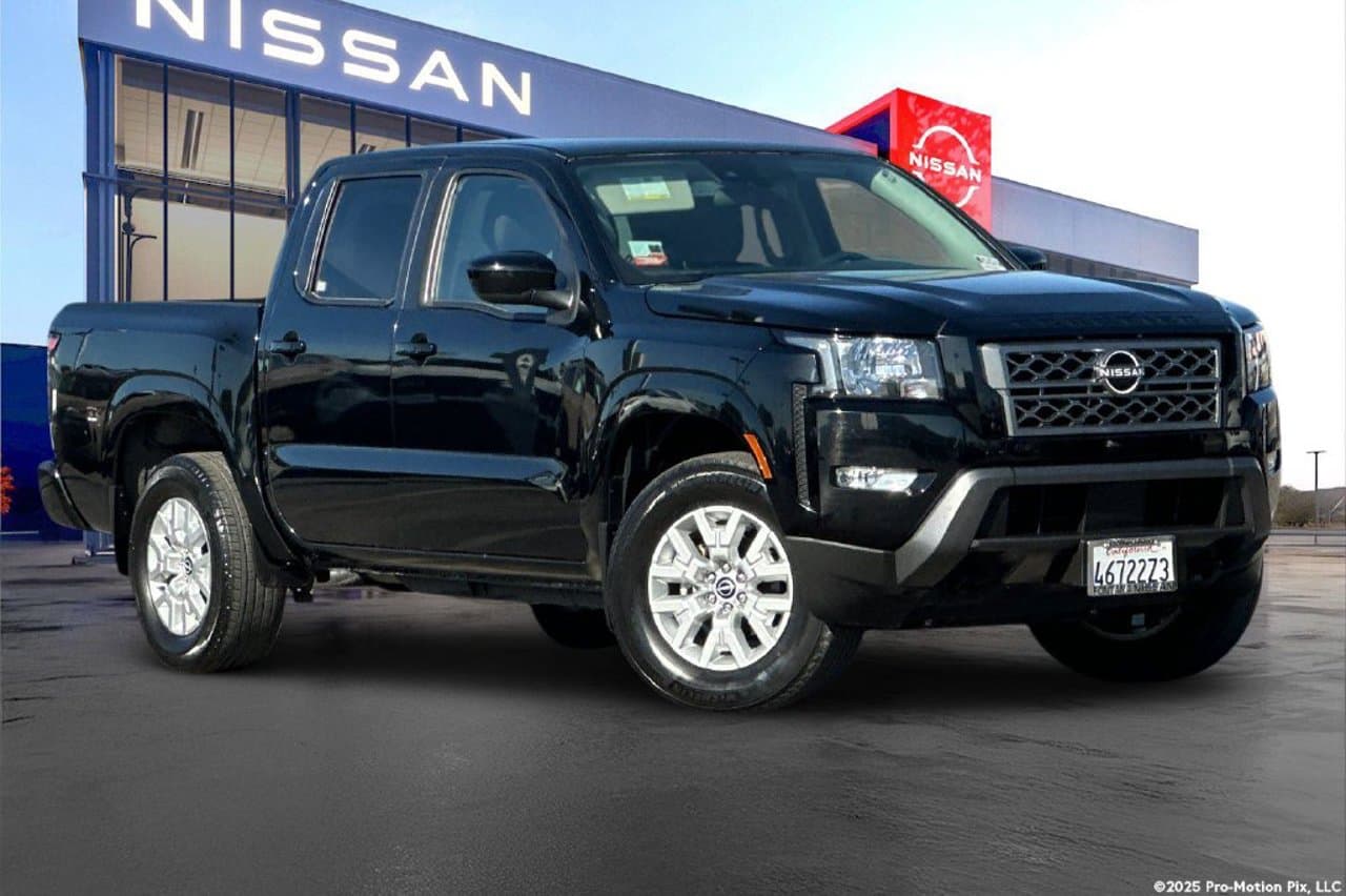 2023 Nissan Frontier SV 1