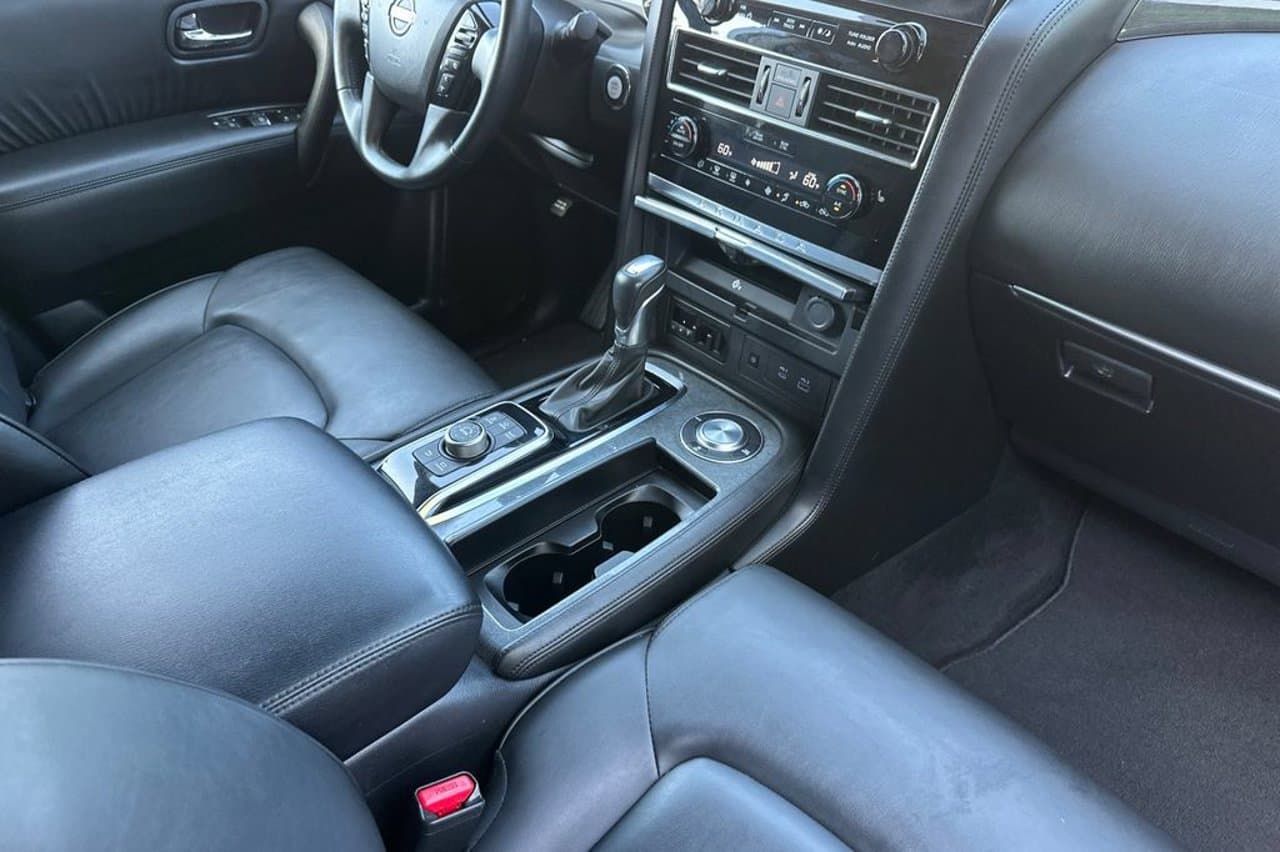 2022 Nissan Armada SV 15