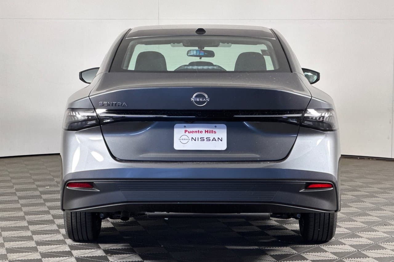 2027 Nissan Sentra SV 4