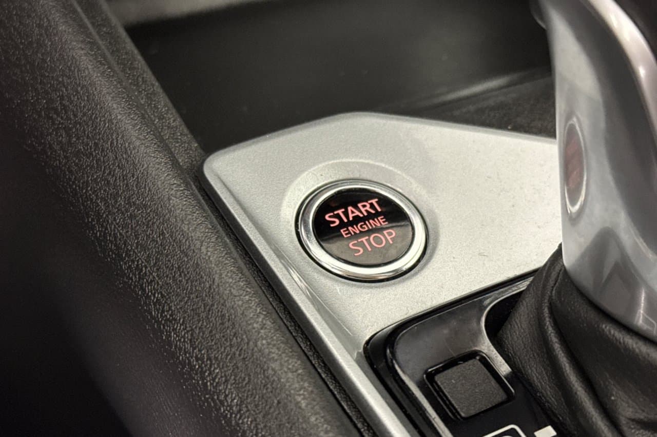 2025 Nissan Altima SV 18