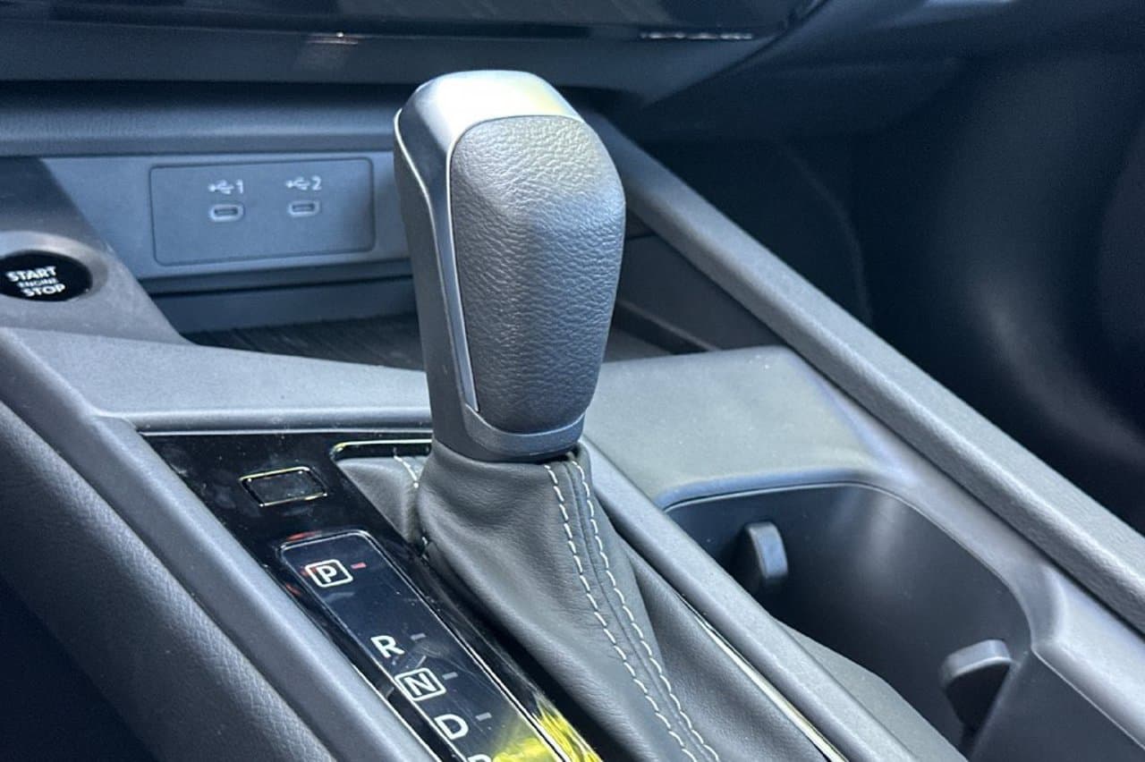 2027 Nissan Sentra SV 16