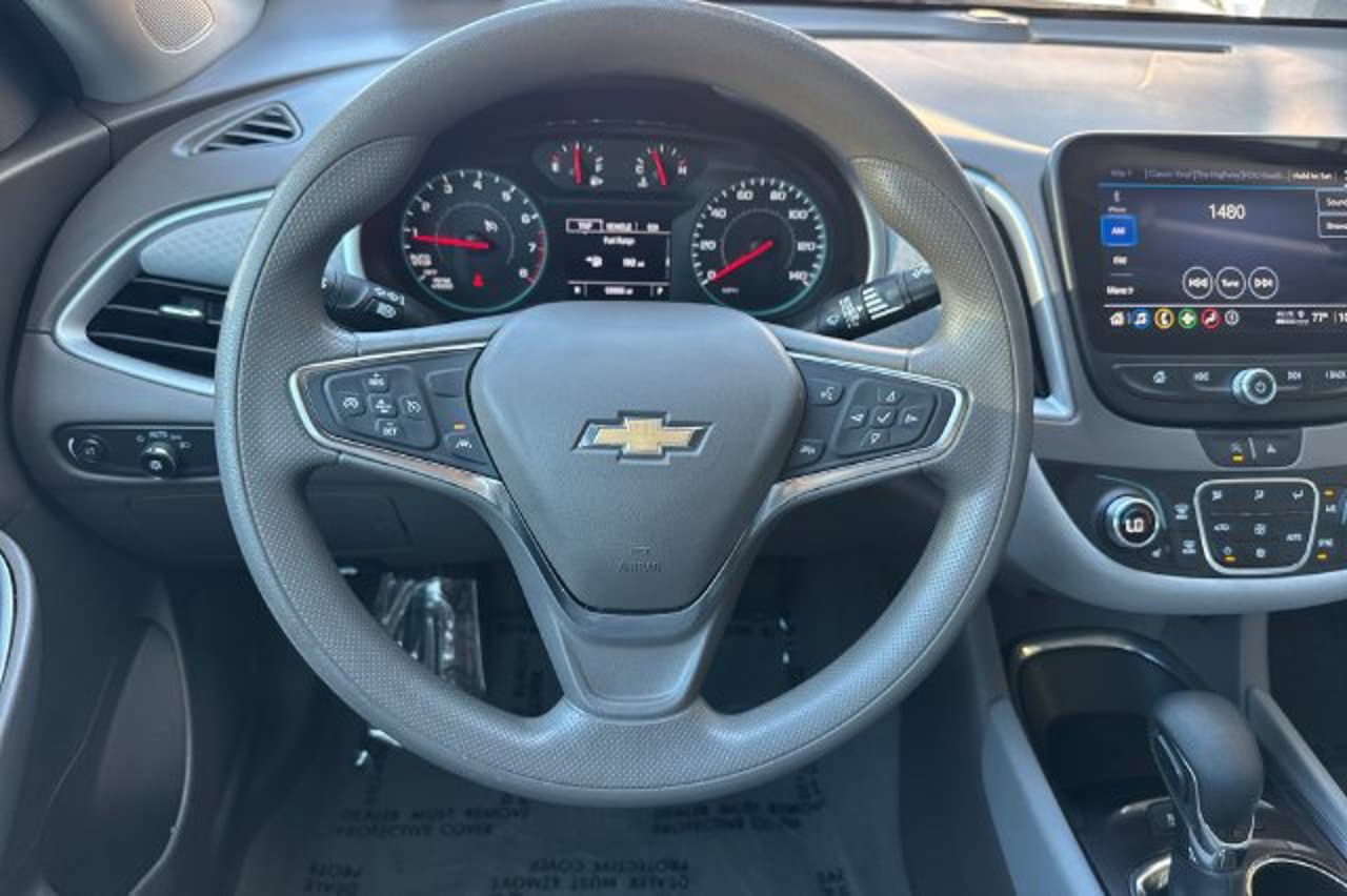 2024 Chevrolet Malibu LT 12