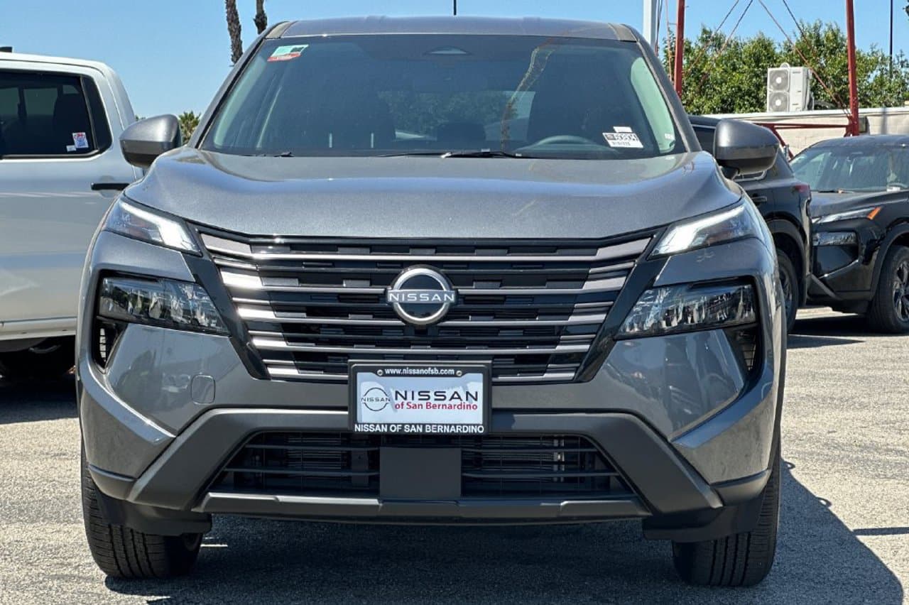 2026 Nissan Rogue SV 6