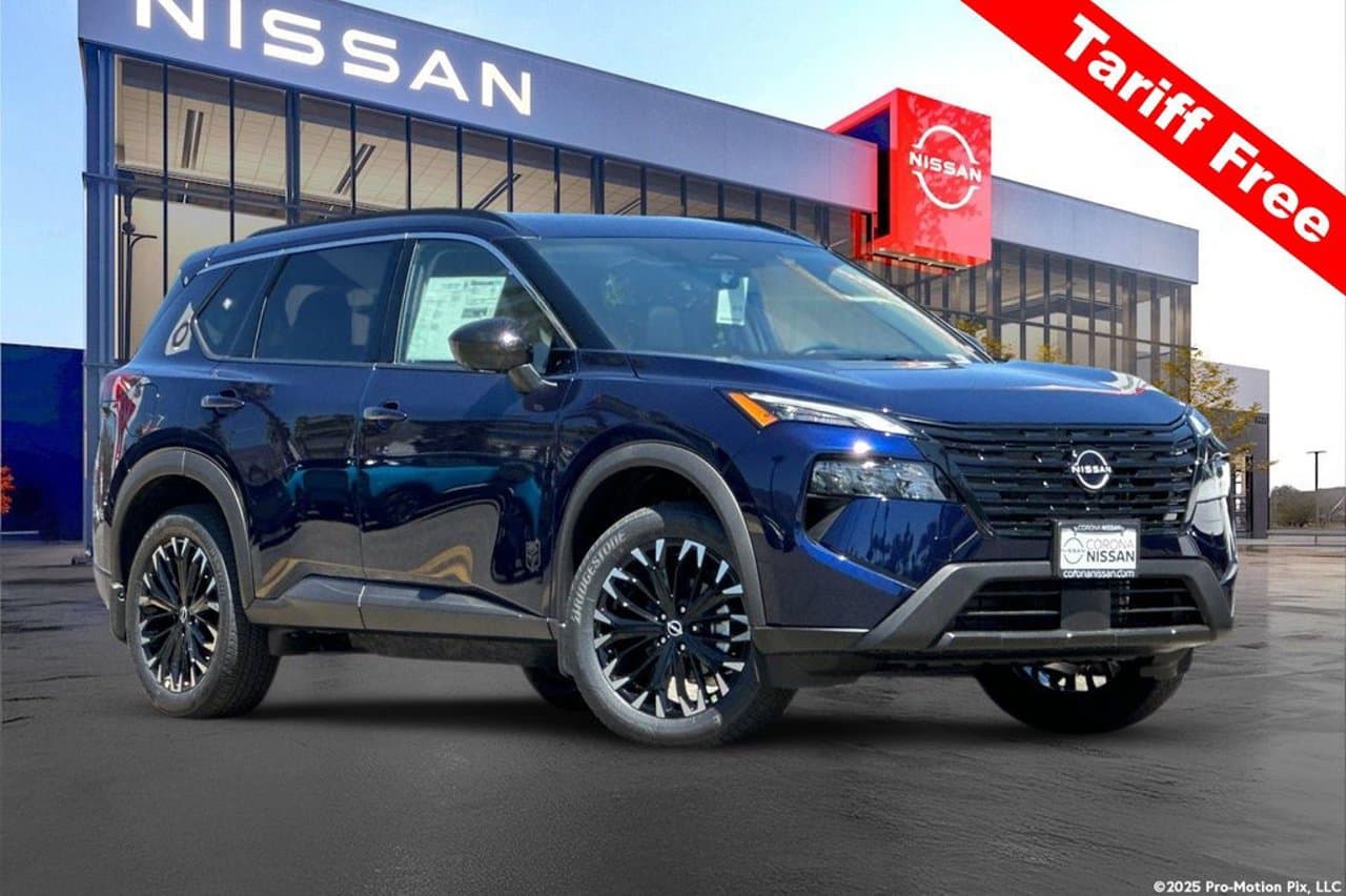 2026 Nissan Rogue Dark Armor 1