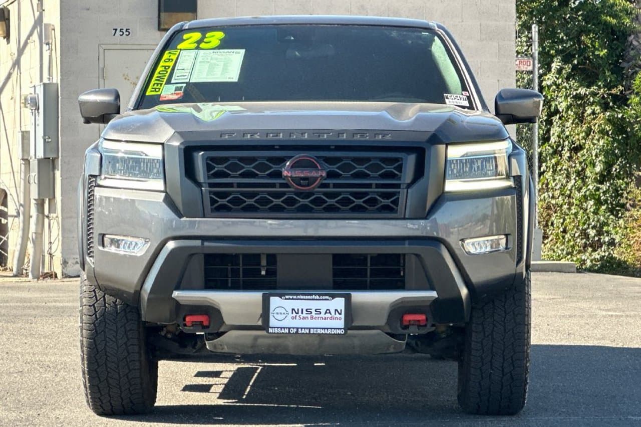 2023 Nissan Frontier PRO-4X 6