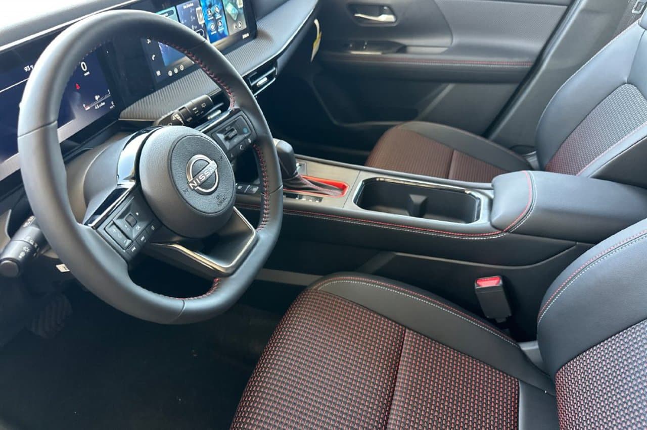 2027 Nissan Kicks SR 7