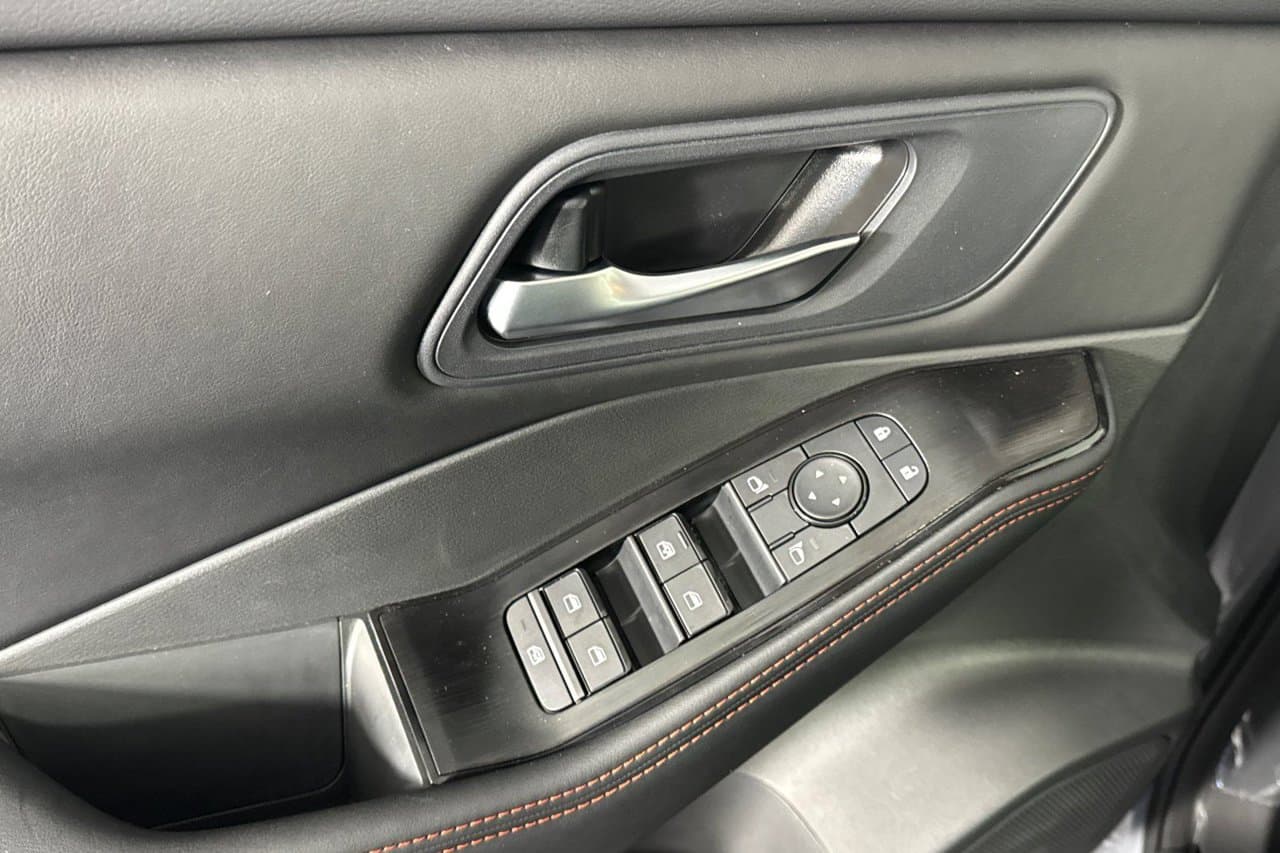 2026 Nissan Rogue Rock Creek 8