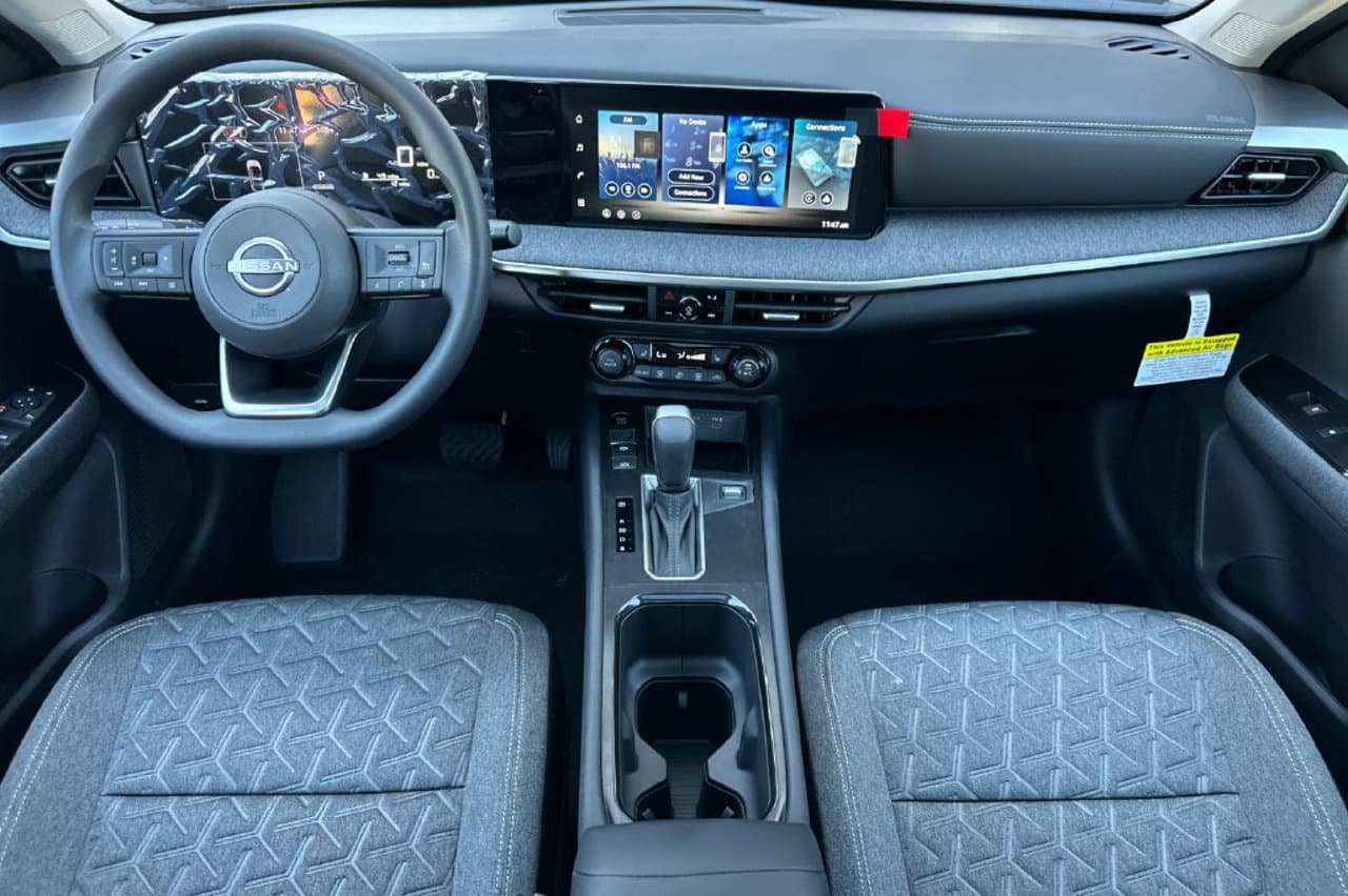 2027 Nissan Kicks SV 10