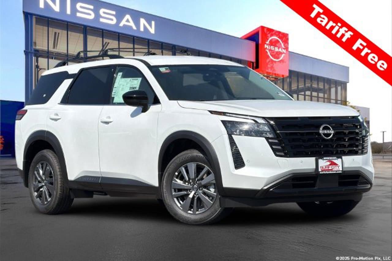 2026 Nissan Pathfinder SV 1