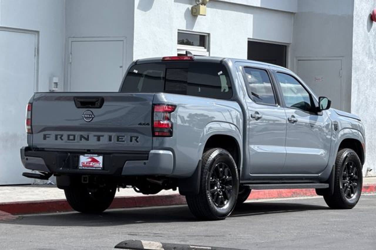 2026 Nissan Frontier SV 3