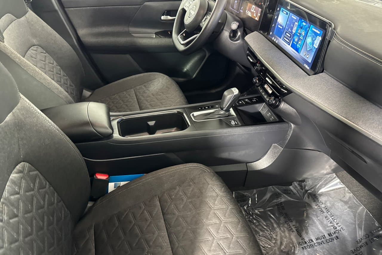 2026 Nissan Kicks SV 13