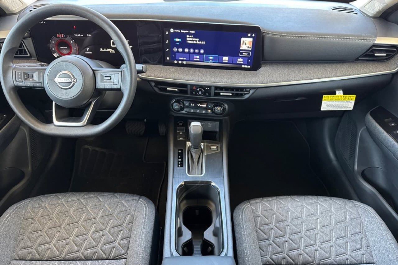 2027 Nissan Kicks SV 11