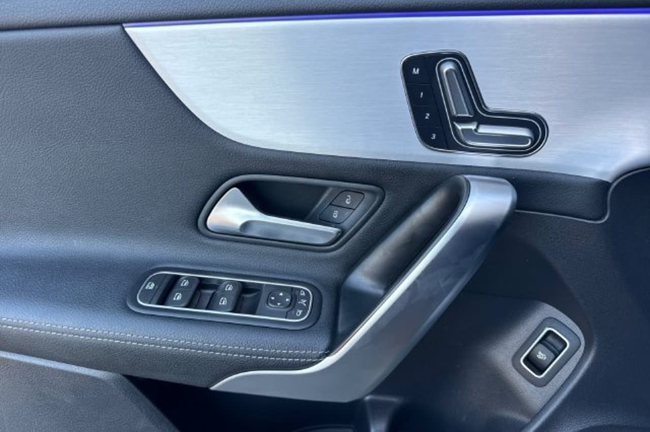 2025 Mercedes-Benz CLA CLA 250 9