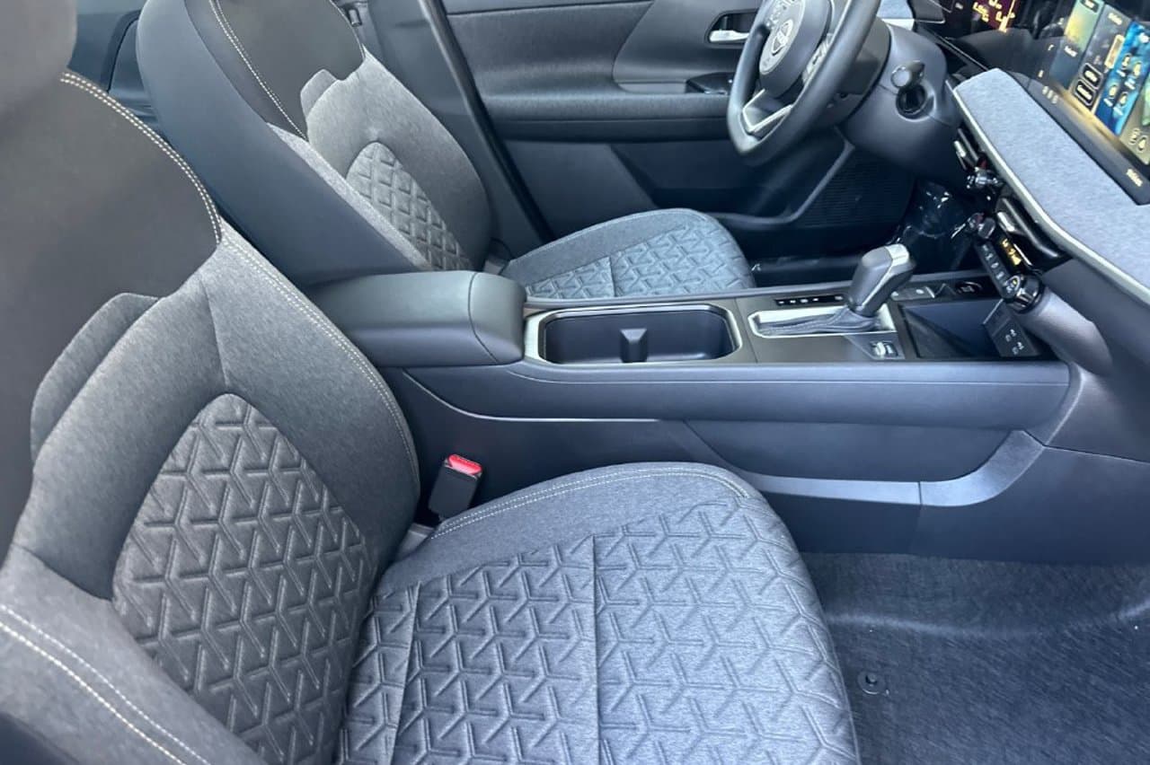 2026 Nissan Kicks SV 13
