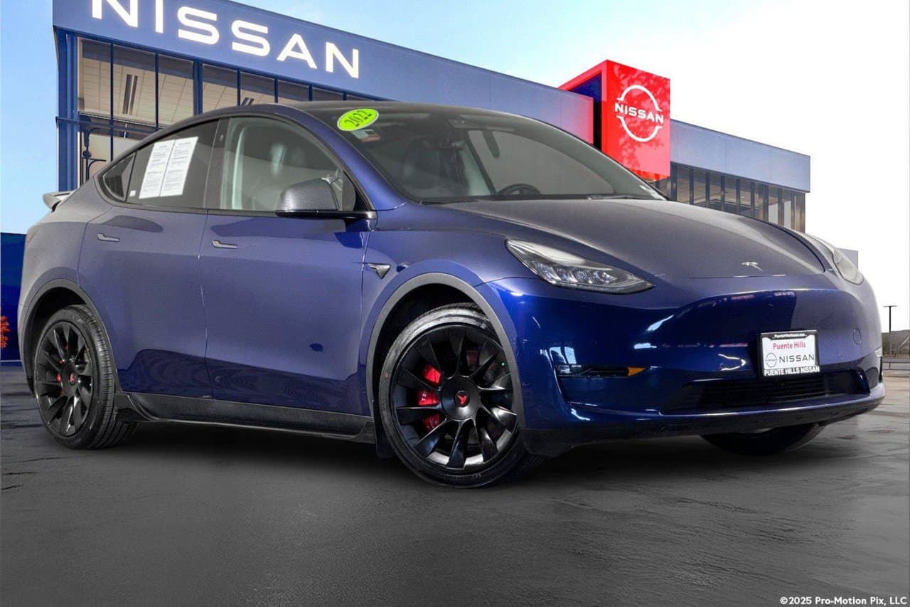 2022 Tesla Model Y Long Range 1