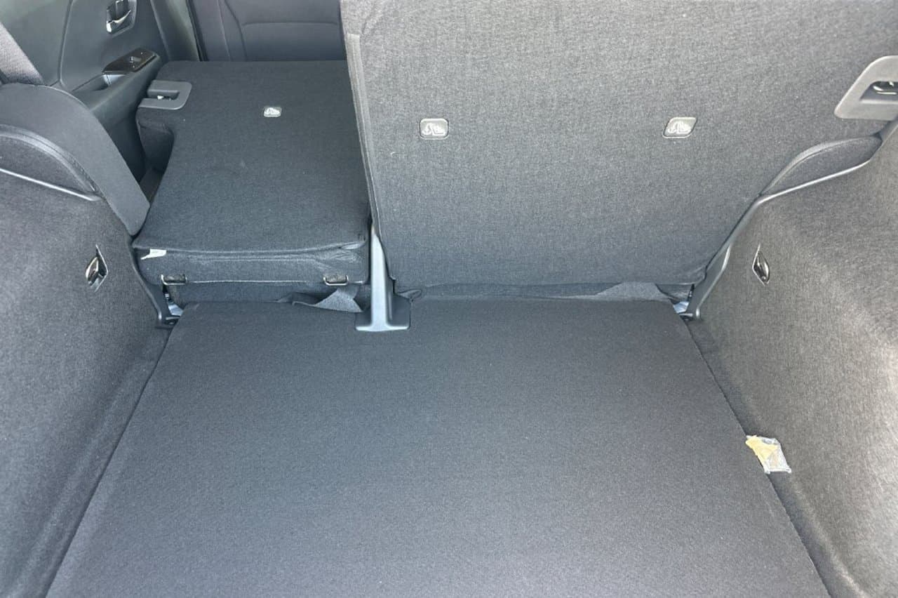 2027 Nissan Kicks SV 12