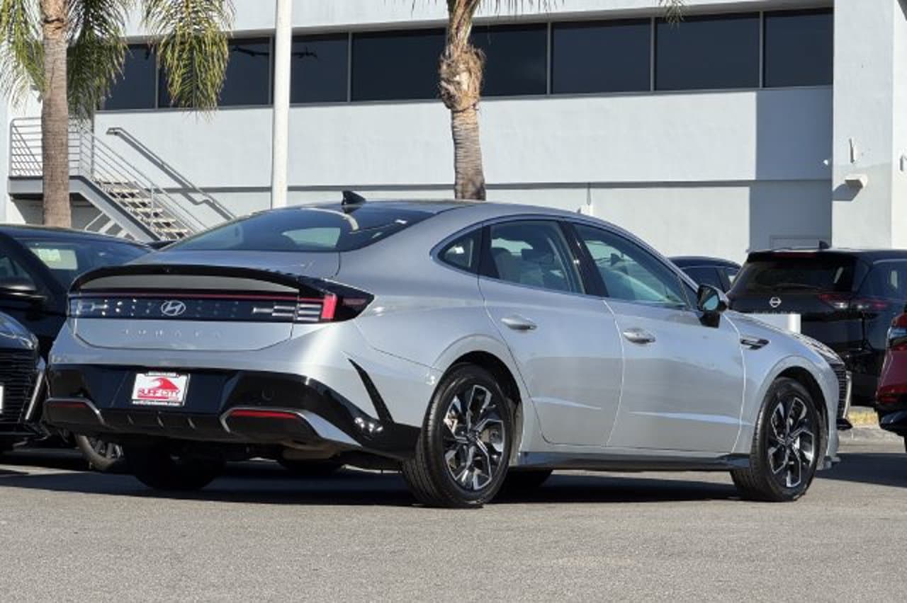 2025 Hyundai Sonata SEL 4