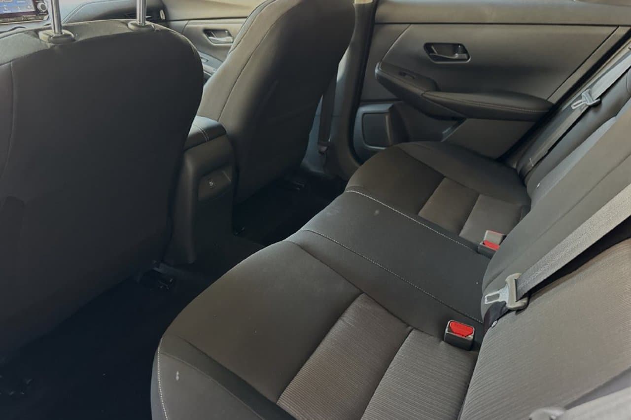 2025 Nissan Sentra SV 9
