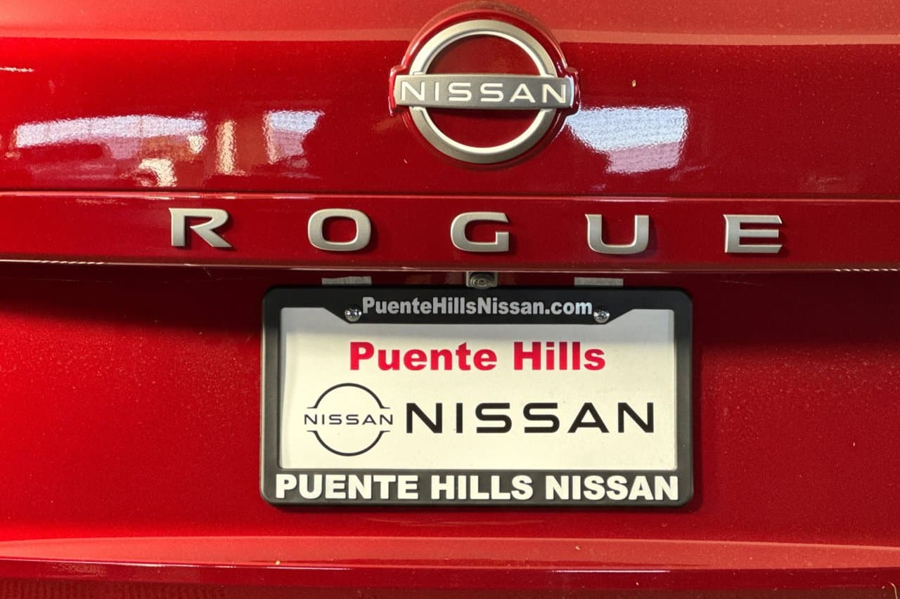 2026 Nissan Rogue SV 23