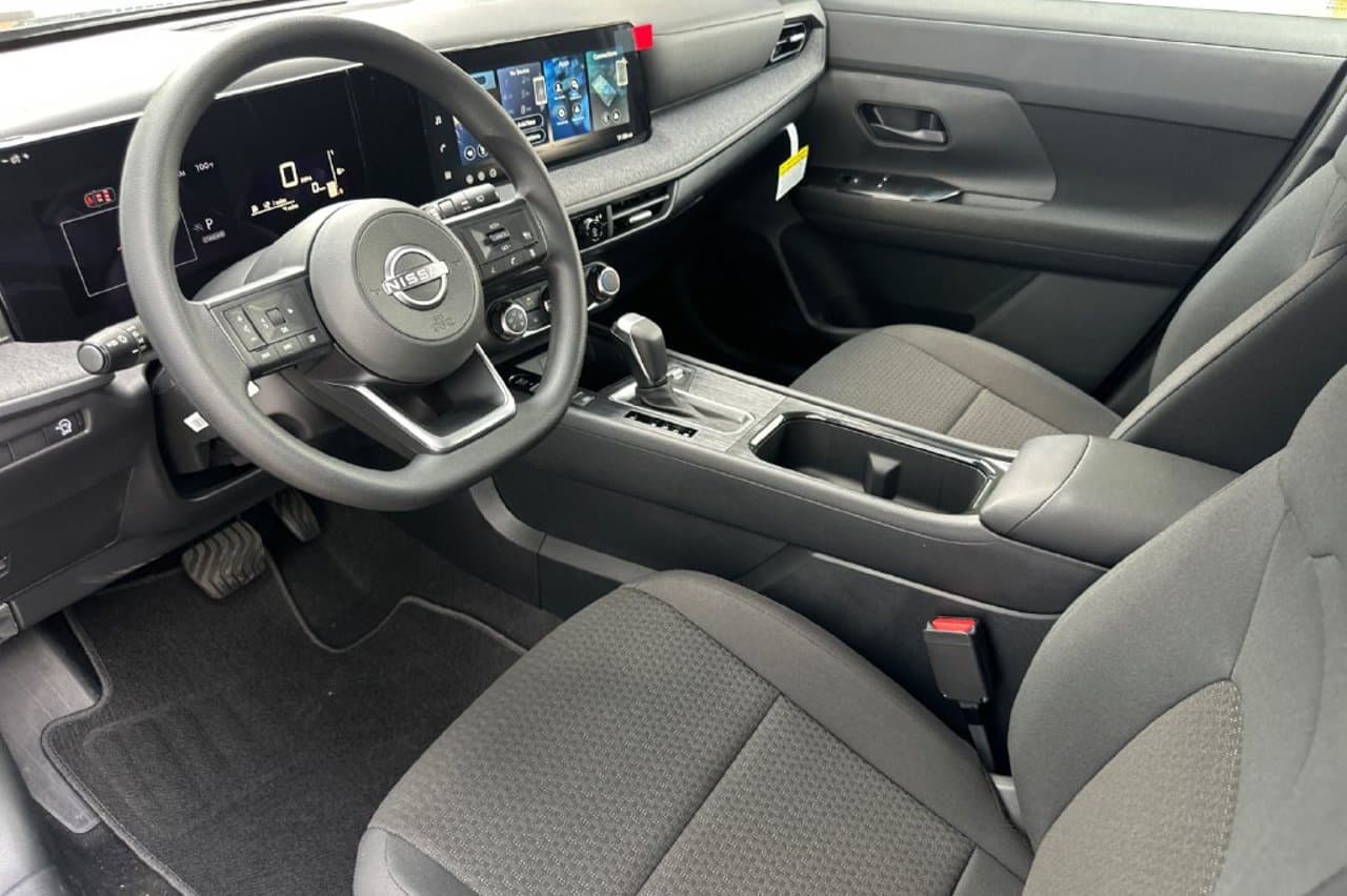 2027 Nissan Kicks S 8